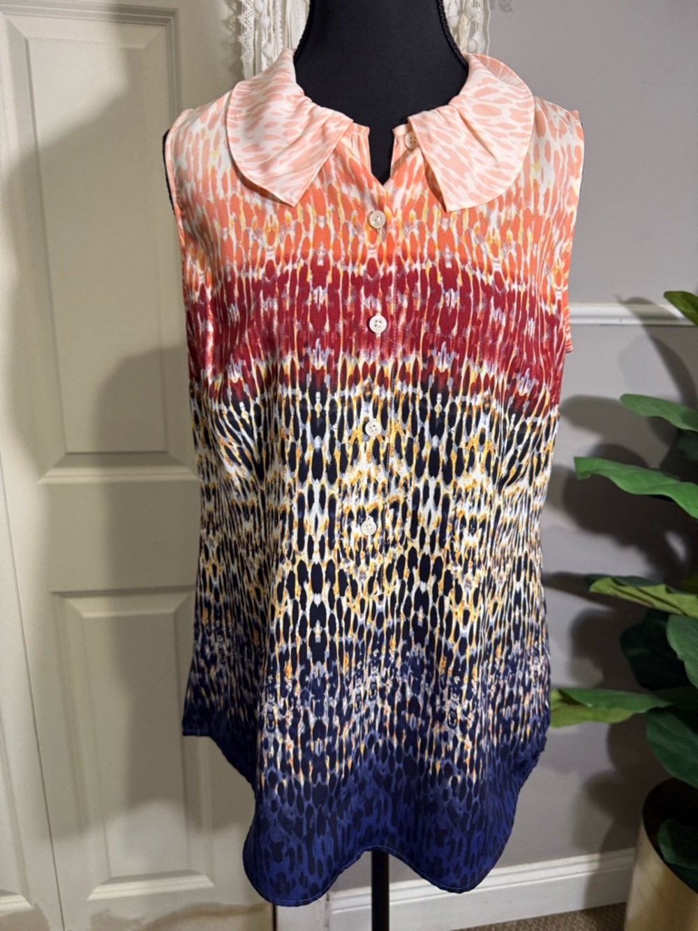 CAbi Sleeveless Gradient Animal-Print Blouse in Pink, Red & Blue small